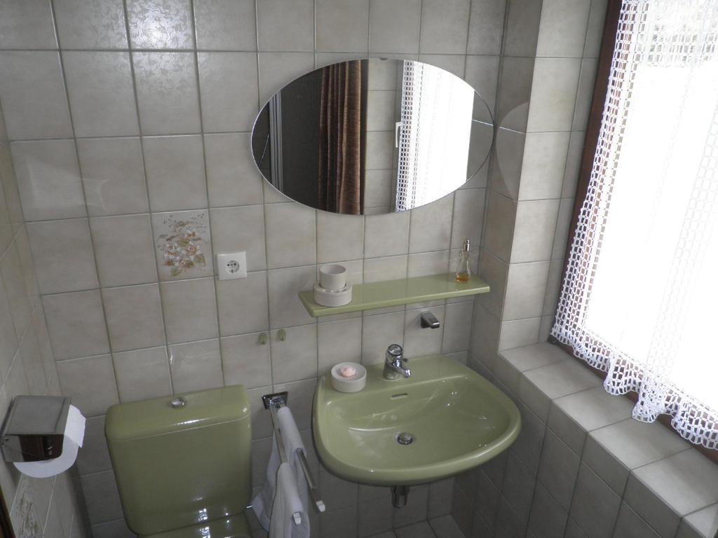Haus Drescher Apartment Obsteig Phòng bức ảnh