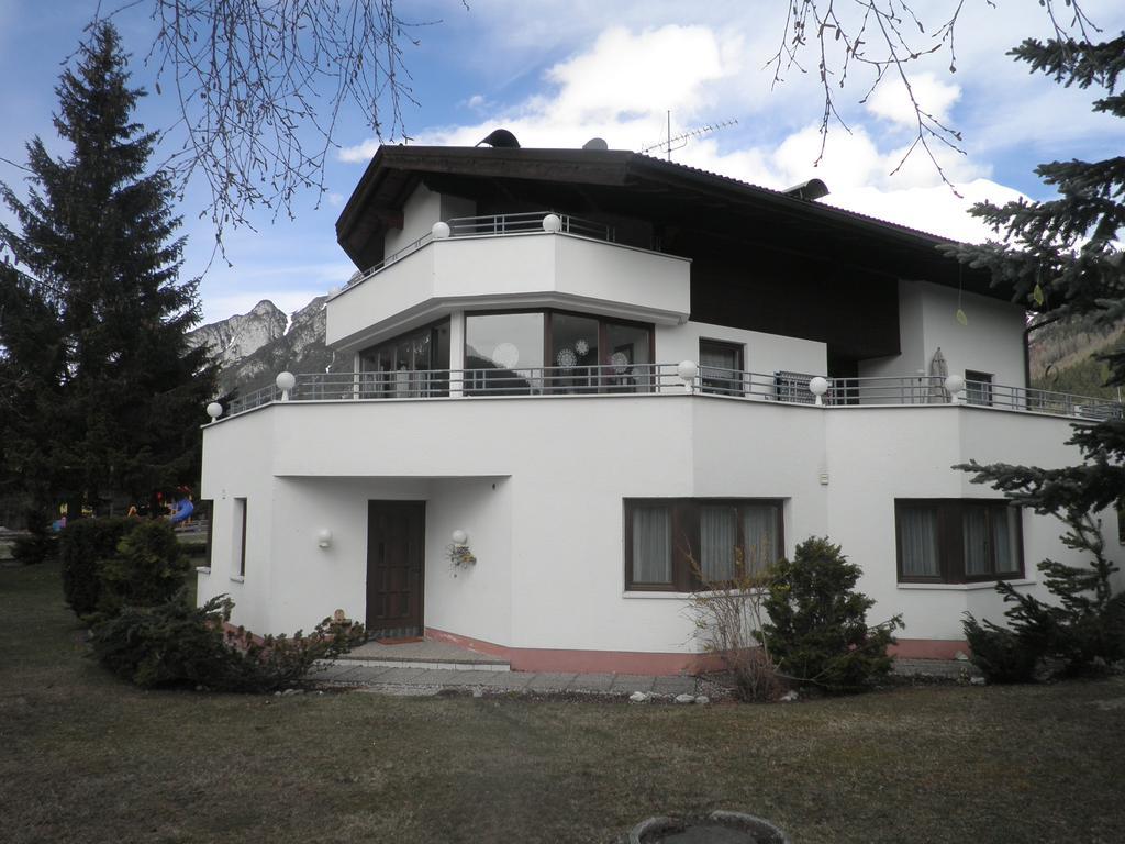 Haus Drescher Apartment Obsteig Phòng bức ảnh