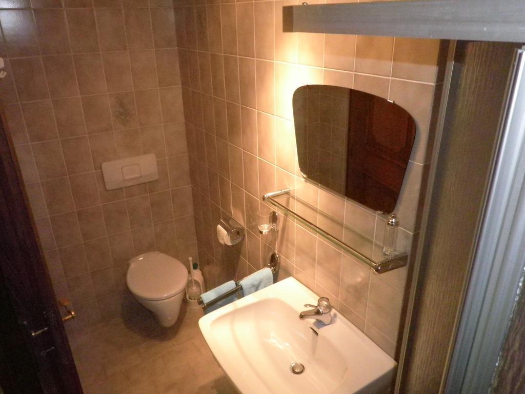 Haus Drescher Apartment Obsteig Phòng bức ảnh